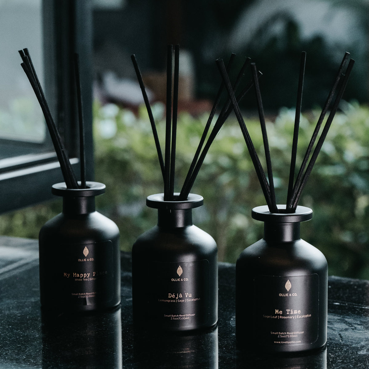 Déjà vu by Ollie & Co. with lemongrass, sage, eucalyptus, cotton flower.